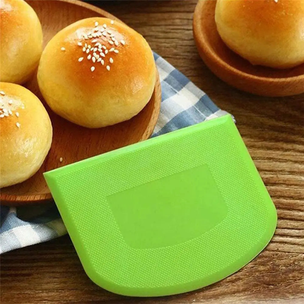 Eco-Friendly Plastic Dough Scraper Set - Flexible Baking Tool 4-Pack